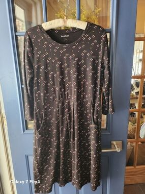 NorthStyle Black Floral Pocket Dress